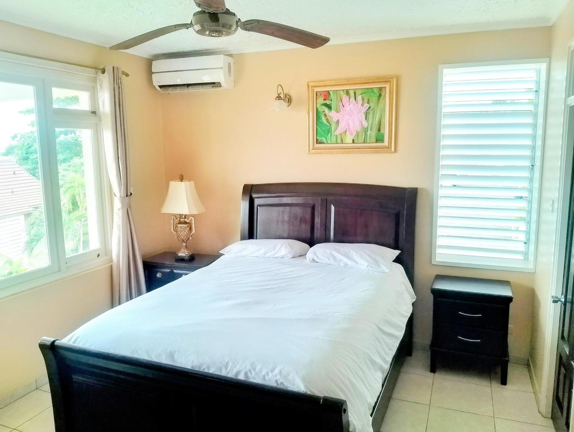Ocho Rios 2 Bedroom Apartment/Flat Exterior photo